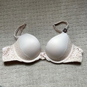 Victoria’s Secret Push-Up Bra